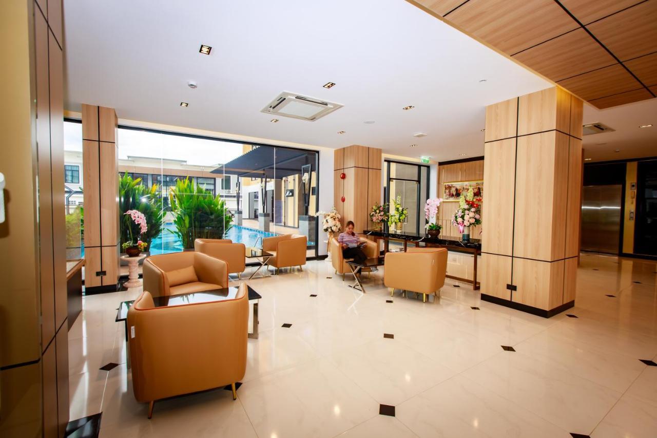 Siri Hotel Lumphun Ban Pa Daet Экстерьер фото