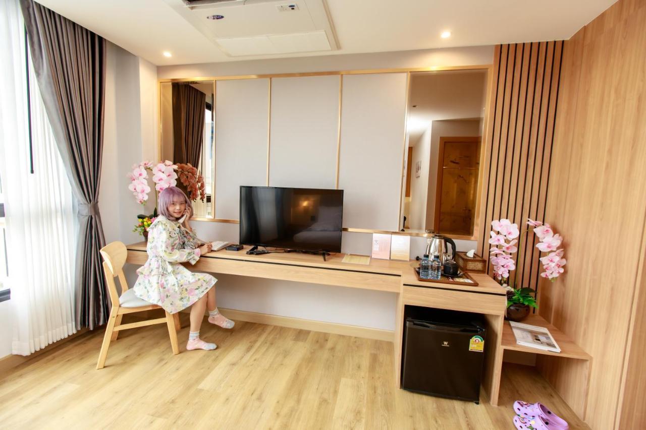 Siri Hotel Lumphun Ban Pa Daet Экстерьер фото
