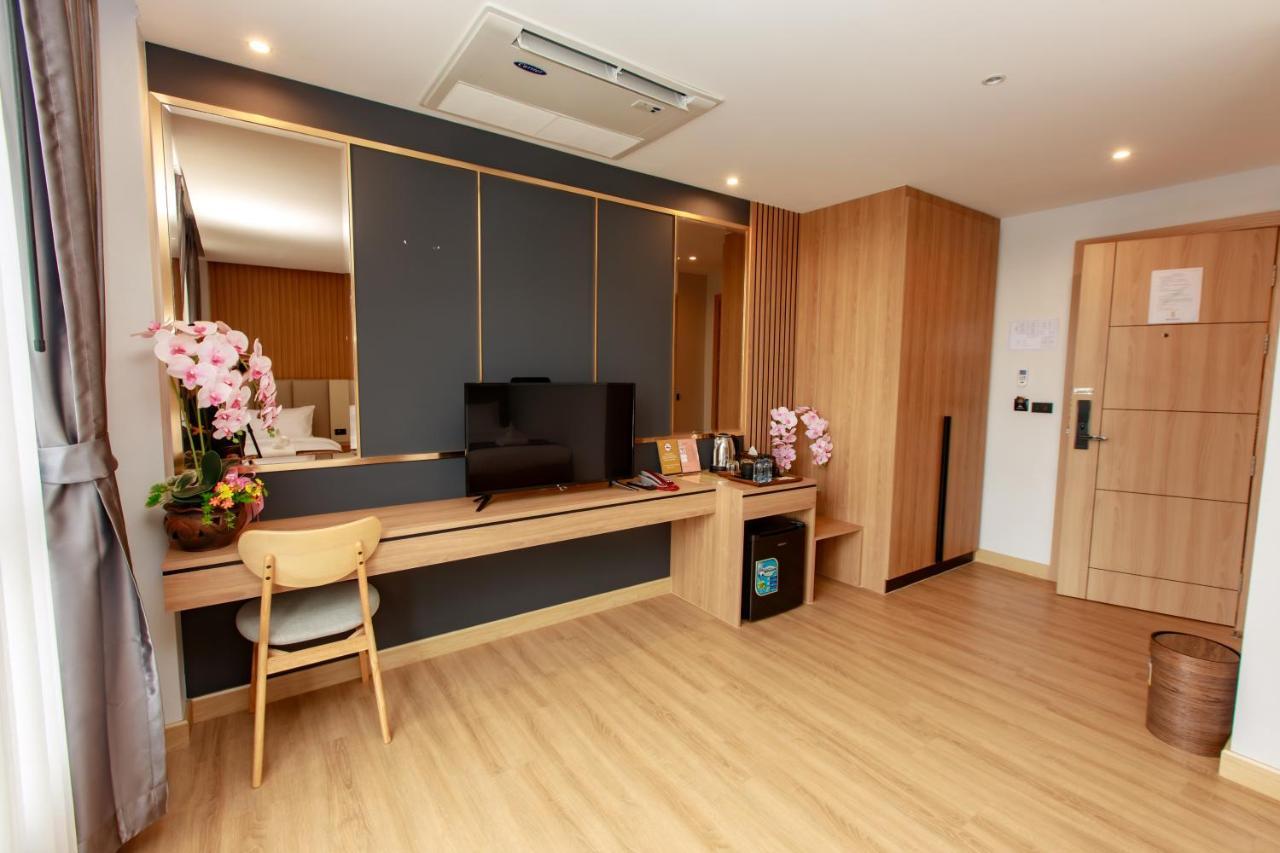 Siri Hotel Lumphun Ban Pa Daet Экстерьер фото