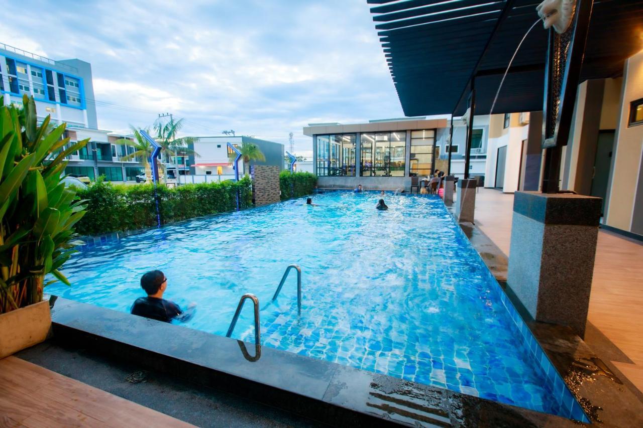 Siri Hotel Lumphun Ban Pa Daet Экстерьер фото
